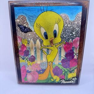 1996 Looney Toons Tweety Bird Changing Colors When Moved Vintage Laminated Pic‎